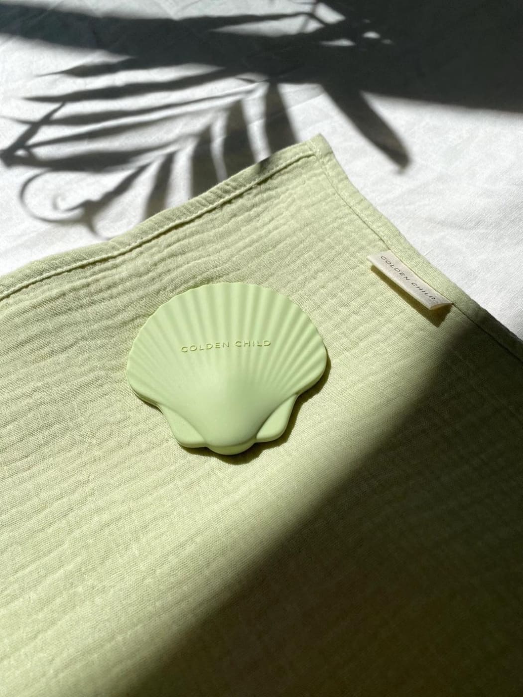Shell Baby Teether - Lime