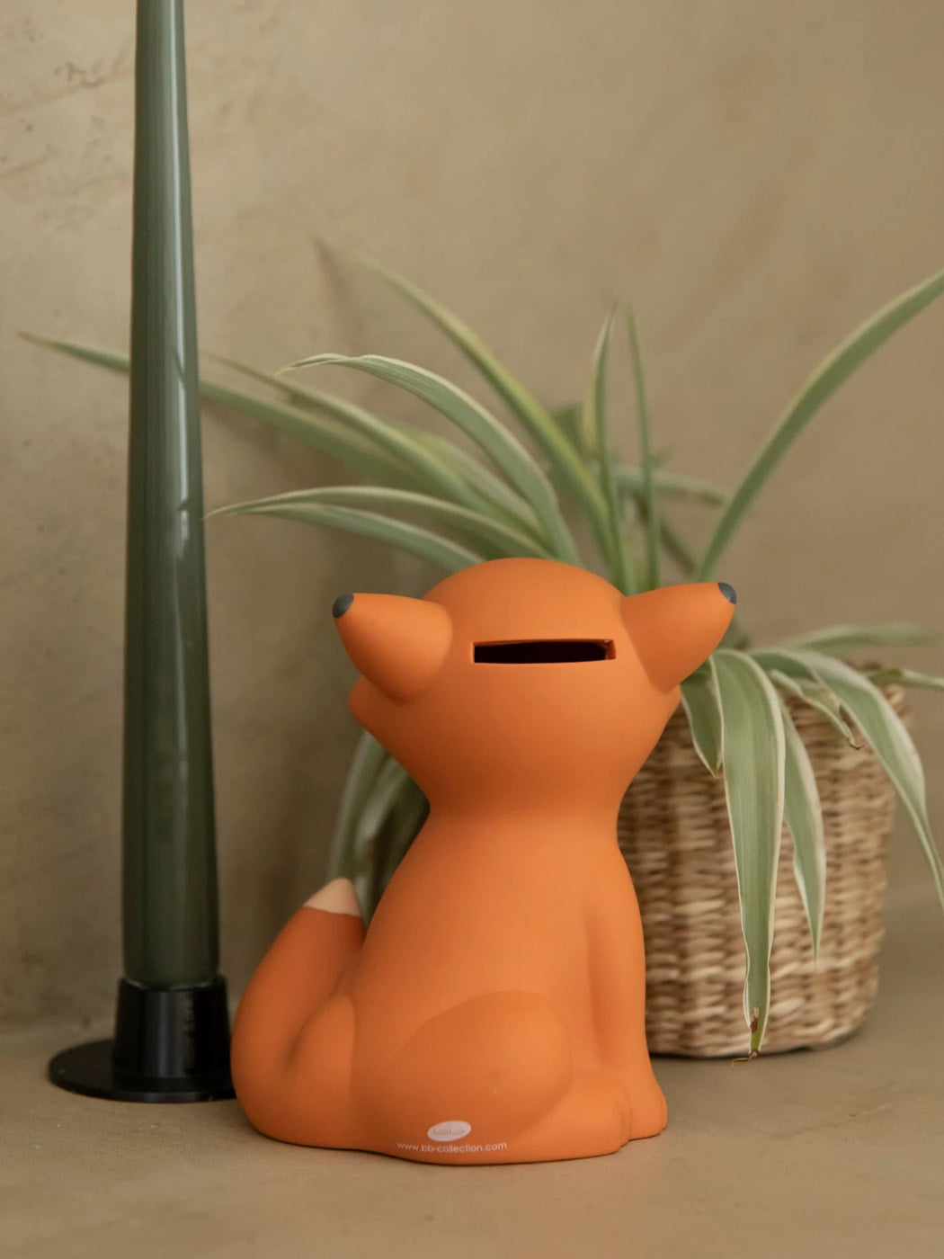 Cesar Fox Money Box