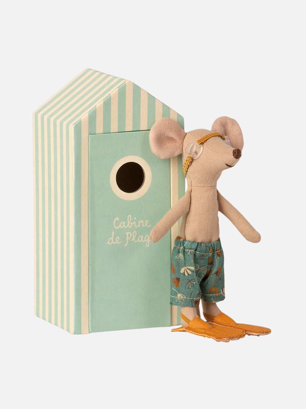 Beach Mouse Big Brother in Cabin