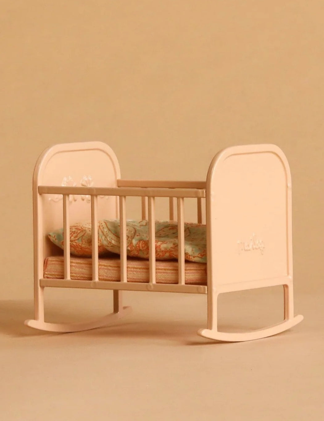 Maileg_Mouse_Baby_Crib_Cot_Toy_Australia_4.jpg