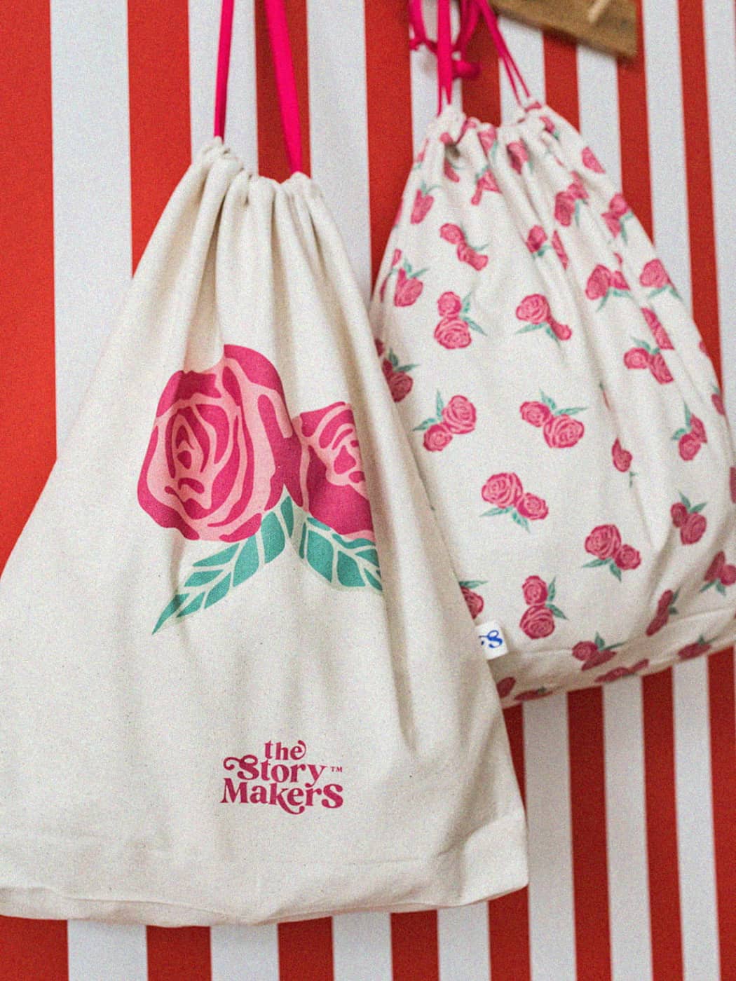 Große Kordelzugtasche – Rosenlogo