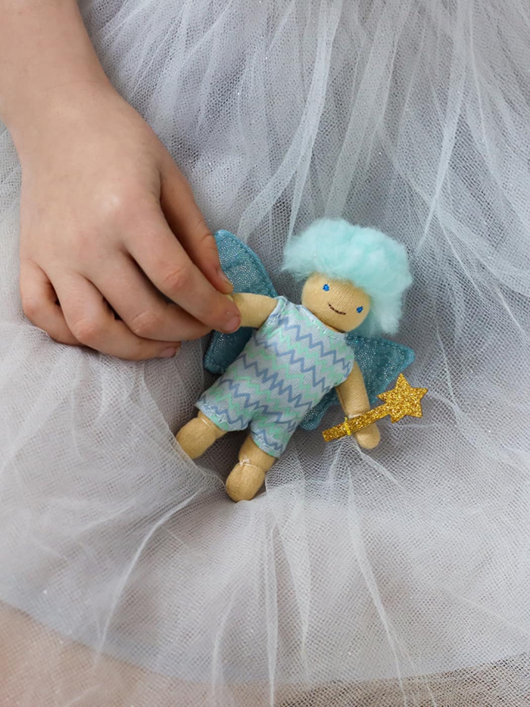 Holdie Folk Fairy - Willow